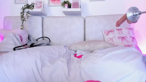 Snapshot of malka_burning chatting on October 2025 08:09:02 PM Malka online show from October 2025 08:09:02 PM