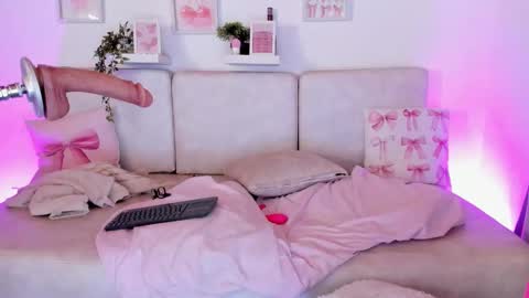 Snapshot of malka_burning chatting on October 2025 07:32:01 PM Malka online show from October 2025 07:32:01 PM