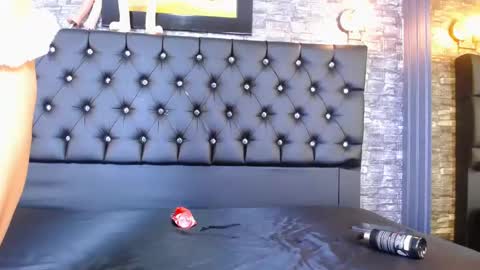 Malory online show from November 2025 05:12:01 PM