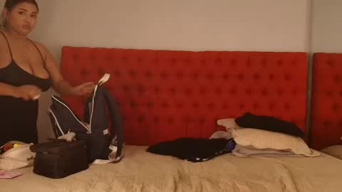 Lory  online show from April 2026 07:07:01 PM