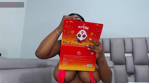 malorybrown online show from February 2026 01:16:01 PM