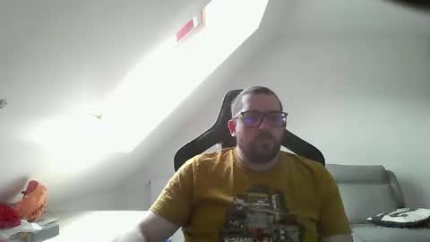 breton online show from December 2024 11:57:02 AM