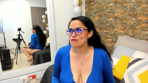 Milu online show from April 2026 03:40:02 AM