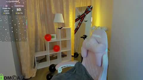 malvinadream online show from October 2025 01:18:01 AM