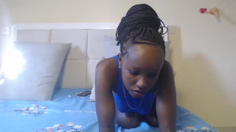 Snapshot of mamaapussy chatting on February 2025 01:50:02 PM mamaa online show from February 2025 01:50:02 PM