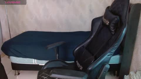 man_san11 online show from September 2025 05:15:02 PM