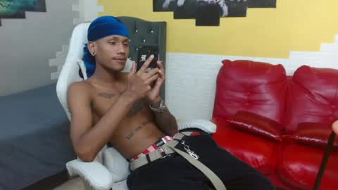 Snapshot of man_sant11 chatting on May 2026 04:01:01 PM man_sant11 online show from May 2026 04:01:01 PM