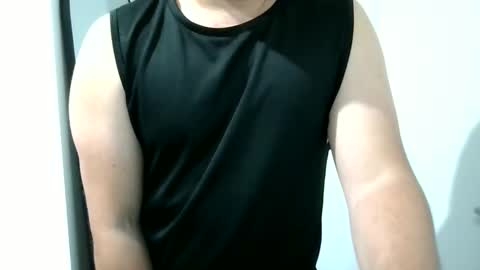 manbroadcasting001 online show from April 2026 12:11:02 PM