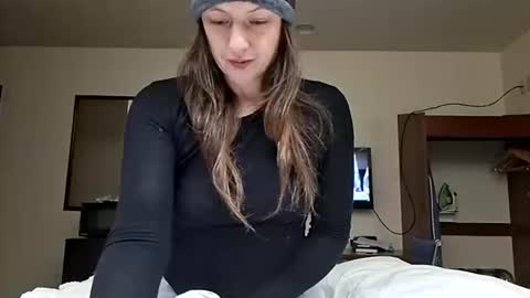 Mandi Bliss online show from November 2025 11:32:02 AM