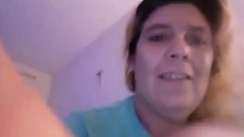 Snapshot of mandilube39 chatting on January 2025 11:01:02 PM mindy22 online show from January 2025 11:01:02 PM