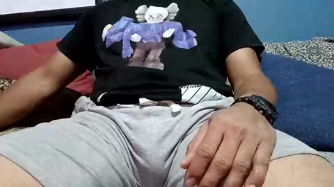 mandrilo7379 online show from February 2026 01:12:01 AM