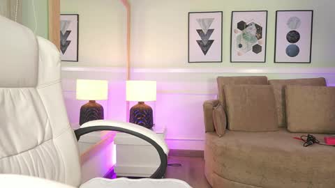 Mandy Collins online show from March 2026 11:37:02 AM