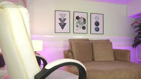 Mandy Collins online show from March 2026 11:32:02 AM