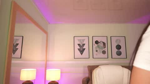 Mandy Collins online show from April 2026 11:40:02 AM