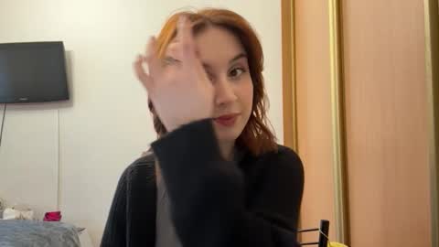 Mia online show from January 2026 11:02:02 AM