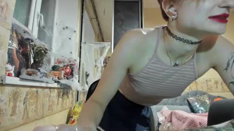 Snapshot of mandyshine chatting on October 2025 03:43:01 PM Mandy online show from October 2025 03:43:01 PM