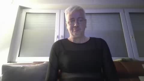 mandywinger online show from October 2025 11:36:02 AM