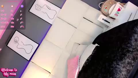 manellyksparklee online show from October 2025 04:19:01 PM