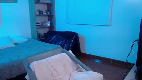 Danny online show from October 2025 02:08:02 AM