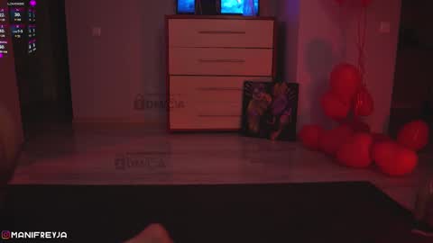 Amelie online show from March 2025 03:00:01 AM