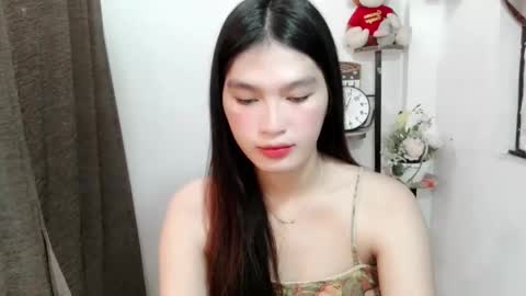 maniniyot69 online show from November 2025 02:40:02 PM