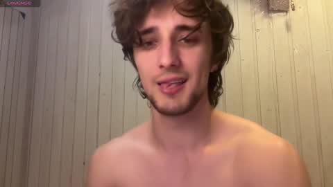 Snapshot of manolein chatting on January 2025 09:39:02 PM manolein online show from January 2025 09:39:02 PM