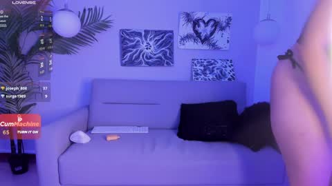 Manu Velez  online show from December 2024 04:37:01 PM