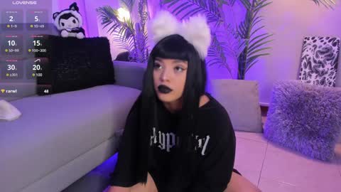 Manu Velez  online show from December 2024 04:54:01 PM