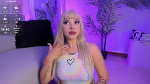 Manu Velez  online show from December 2024 01:50:02 PM