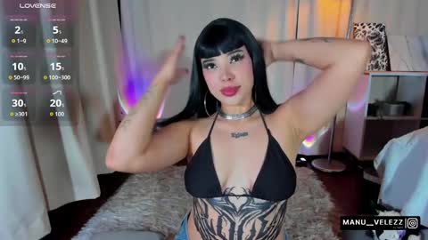 Manu Velez  online show from October 2025 07:54:02 AM