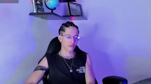 Manuel online show from November 2025 02:23:01 AM