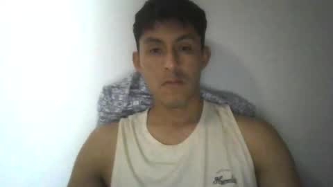 Snapshot of manucurve chatting on October 2025 04:10:02 AM manucurve online show from October 2025 04:10:02 AM