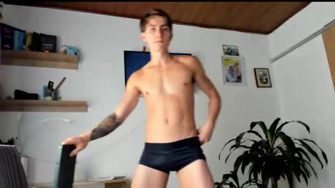 manucute 23  online show from February 2026 03:51:02 PM