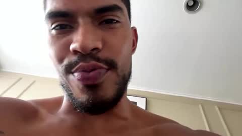 Snapshot of manuel__brown chatting on May 2026 07:31:01 PM Manuel online show from May 2026 07:31:01 PM
