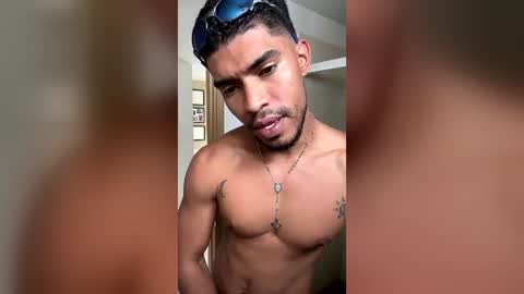 Snapshot of manuel__brown chatting on June 2026 01:59:02 PM Manuel online show from June 2026 01:59:02 PM