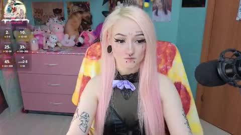 Manuela online show from January 2026 08:21:02 PM