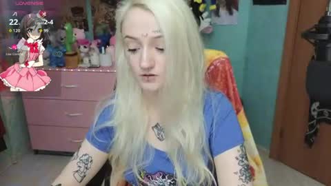Snapshot of manuela_unicorn chatting on July 2026 06:10:01 PM Manuela online show from July 2026 06:10:01 PM