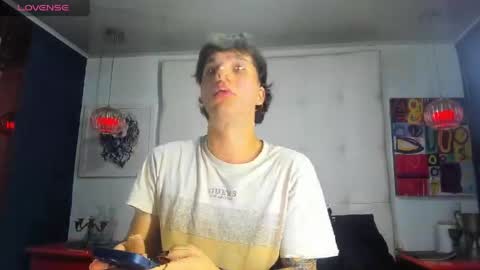 Manuel online show from April 2026 04:51:01 AM