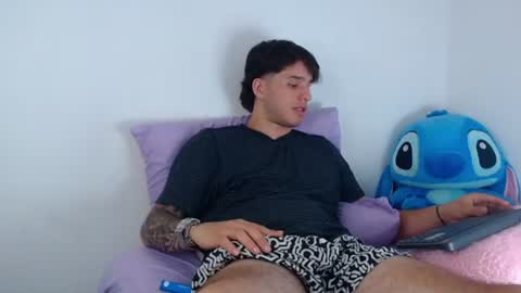 Manuel online show from June 2026 02:22:02 AM