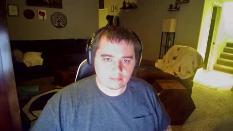 Snapshot of manyfacese chatting on April 2026 05:04:02 AM kyle online show from April 2026 05:04:02 AM