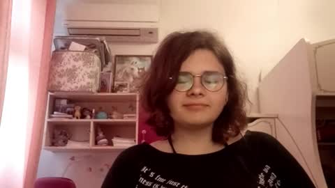 Hi Im Vini 18 years old online show from September 2025 11:33:02 AM