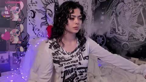 manyunya_ online show from September 2025 02:28:02 PM