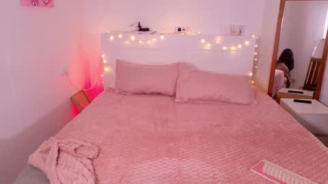     online show from February 2026 02:14:01 PM