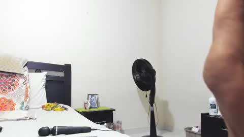 Snapshot of mara2020xxx69 chatting on February 2025 02:21:01 PM Mara online show from February 2025 02:21:01 PM