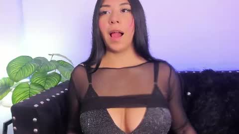Snapshot of mara_gomezz chatting on July 2026 03:11:02 PM Mara online show from July 2026 03:11:02 PM