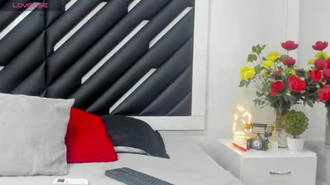 Snapshot of mara_lore chatting on September 2025 09:59:02 PM Mara online show from September 2025 09:59:02 PM