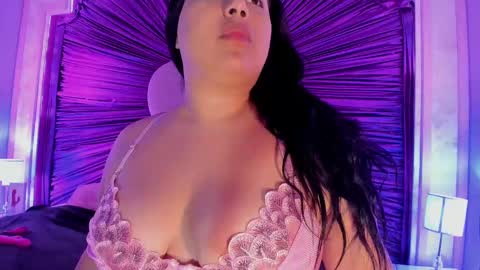 Snapshot of maralinette22 chatting on September 2025 11:32:01 AM maralinette22 online show from September 2025 11:32:01 AM