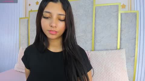 Maraluna online show from February 2025 02:59:02 PM