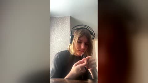 Snapshot of maratraher chatting on February 2026 10:16:01 AM maratraher online show from February 2026 10:16:01 AM