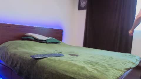 alex marvelxx online show from June 2026 01:00:02 PM